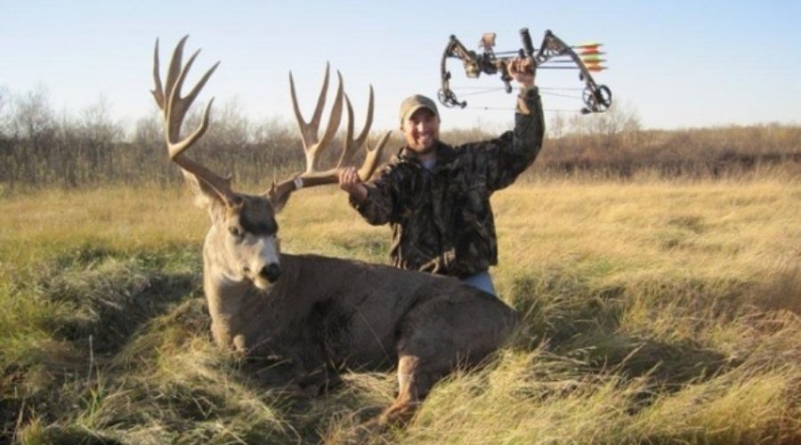 Dave Fuller Buck - Giant Archery Mule Deer Taken in Saskatchewan