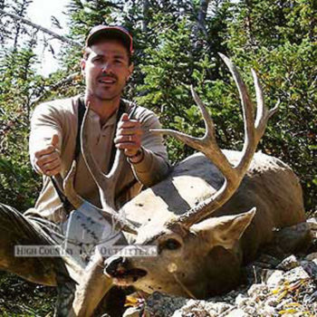 Kenny Miller with an Idaho mule deer