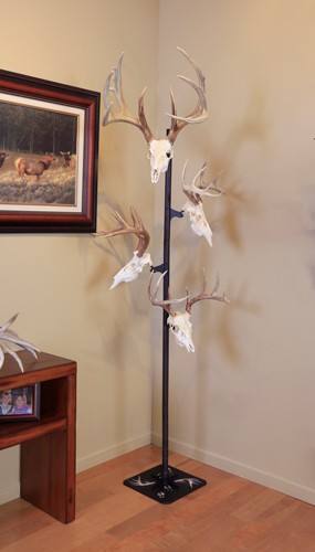 Skull Hooker Trophy Tree w/ 5 Brackets - Customizable Display
